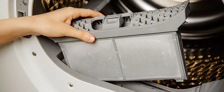Signs Of A Clogged Dryer Lint Trap in Farmington, Missouri